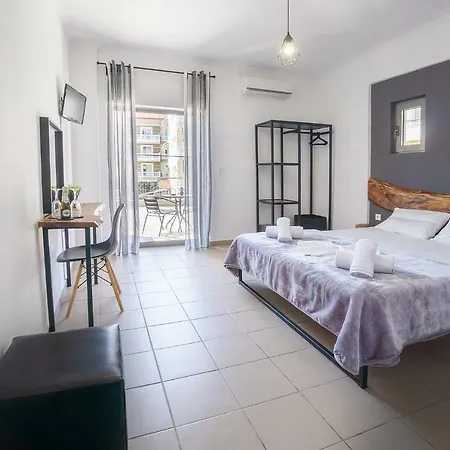 Saffroni * Paralia Katerinis