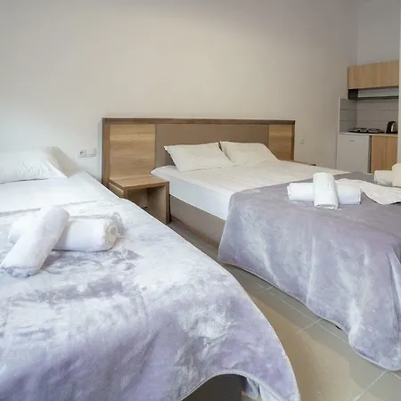 Saffroni * Paralia Katerinis