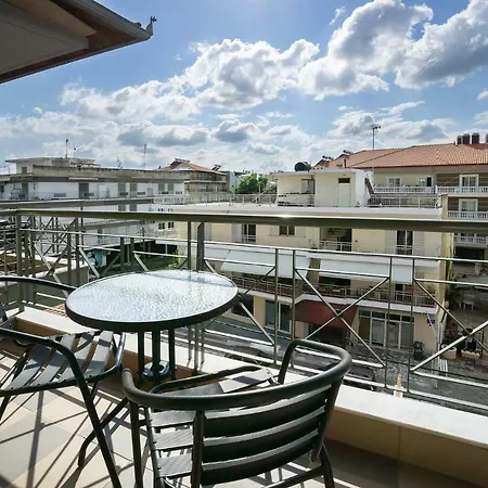 Saffroni Paralia Katerinis